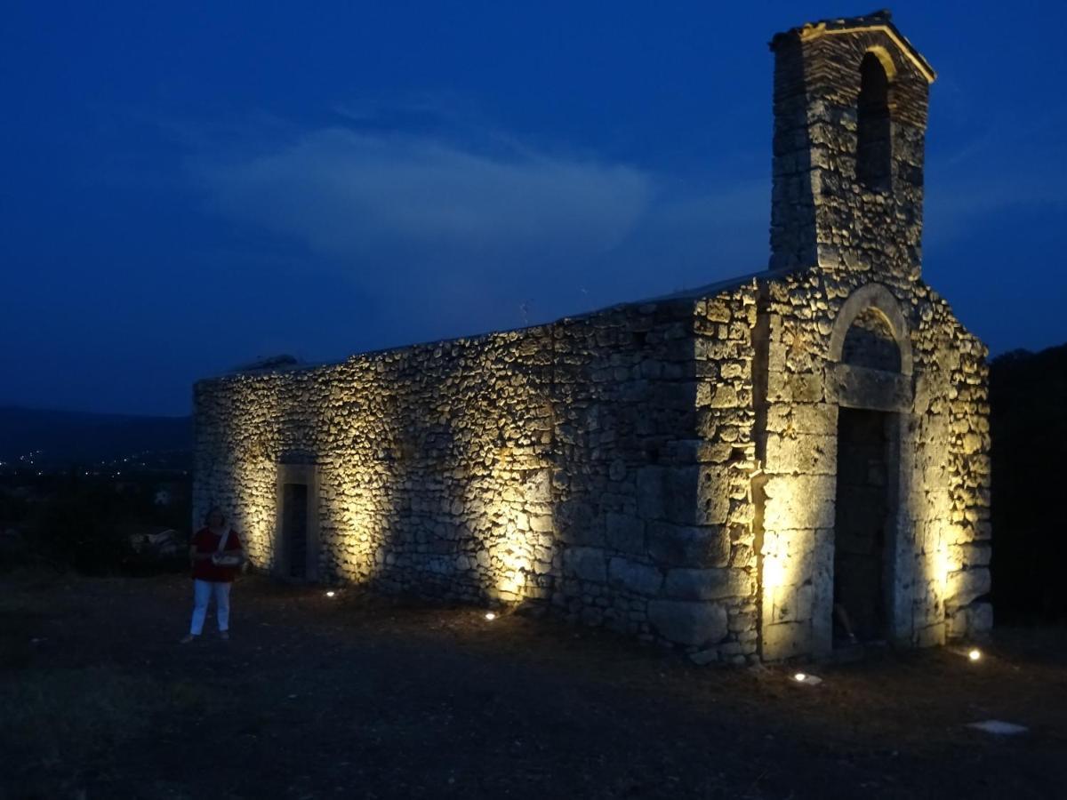 La Bottega Del Fabbro Affitto Breve Holiday home Contigliano
